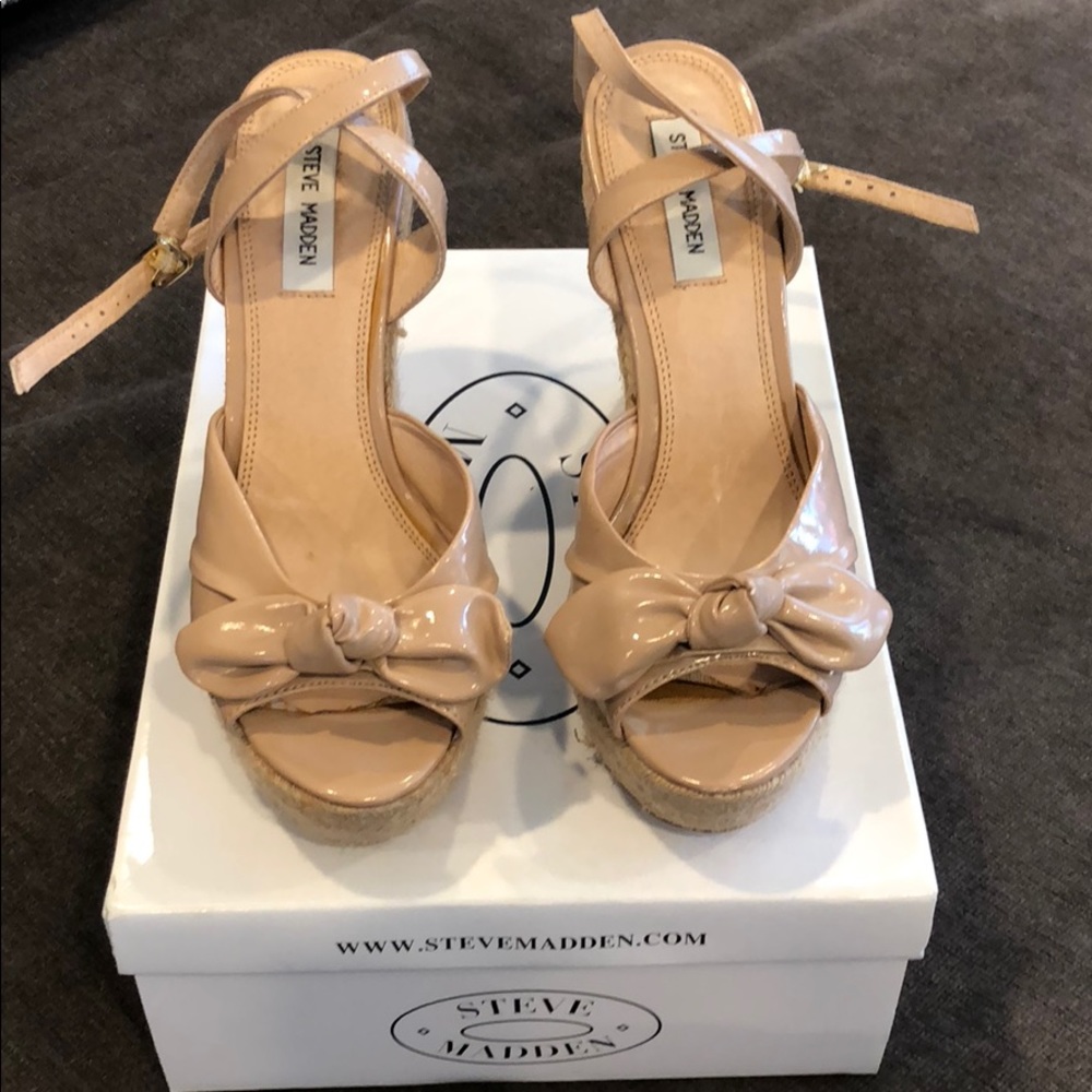 Blush Steve Madden wedges